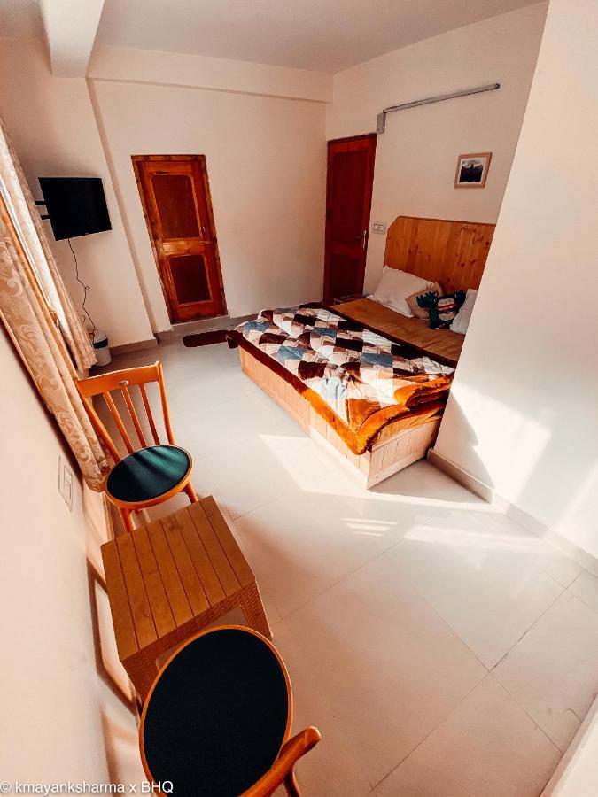 Хостел Backpackers Headquarter Manali Экстерьер фото