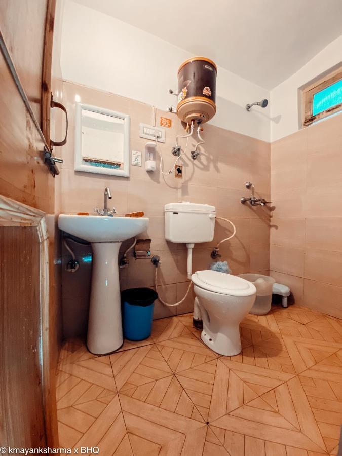 Хостел Backpackers Headquarter Manali Номер фото