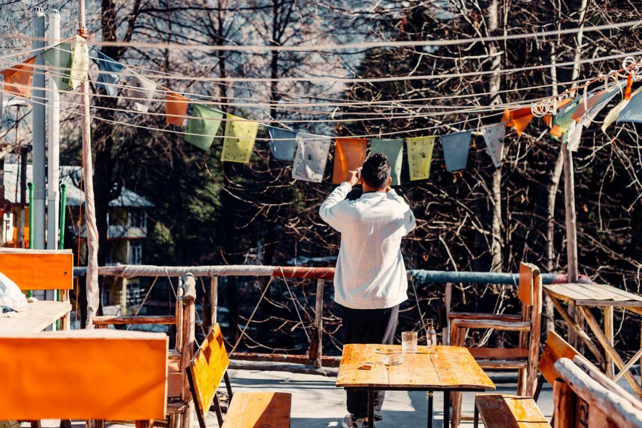 Хостел Backpackers Headquarter Manali Экстерьер фото