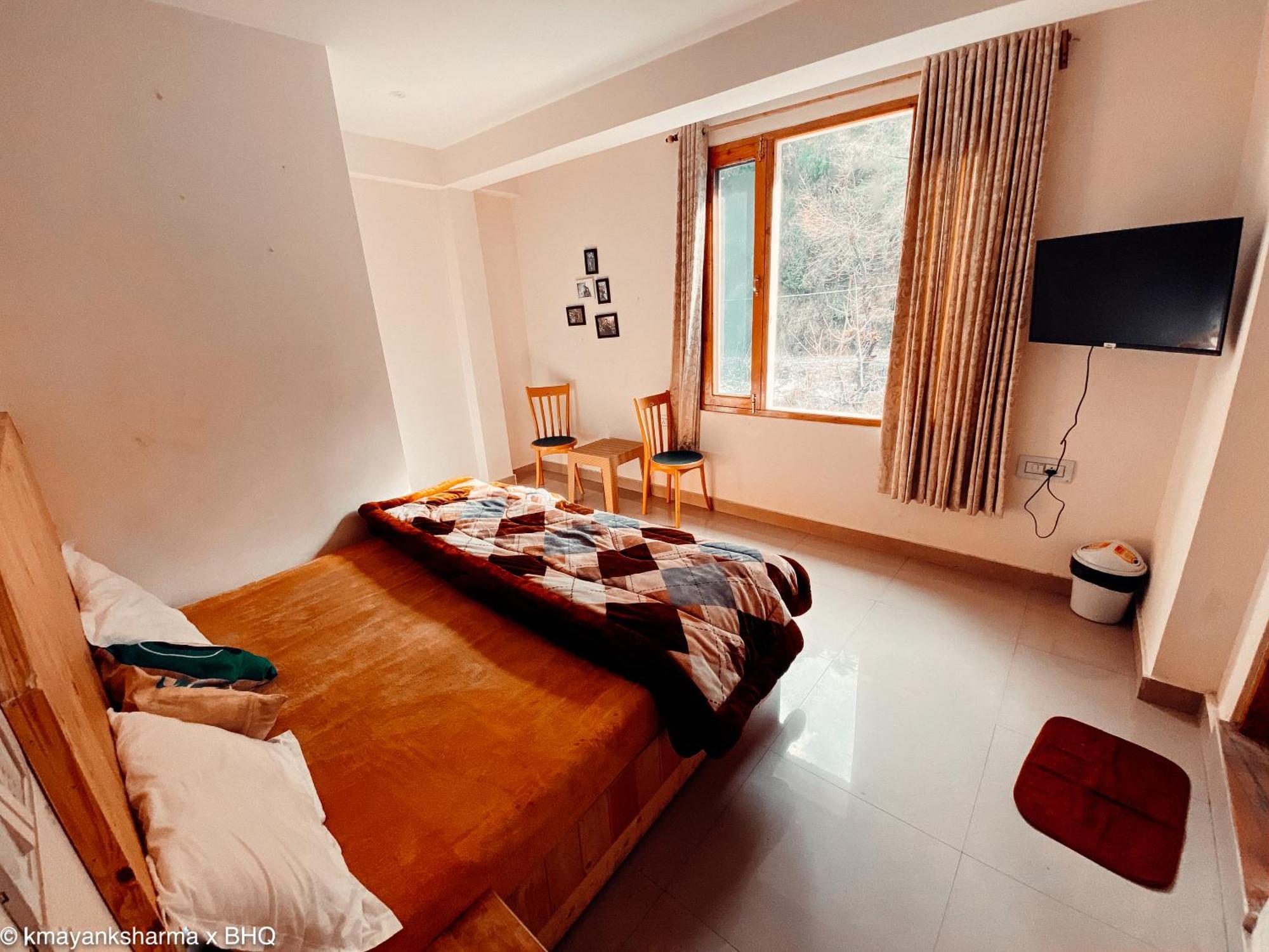 Хостел Backpackers Headquarter Manali Номер фото